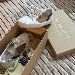 Burberry White and Tan Sneakers